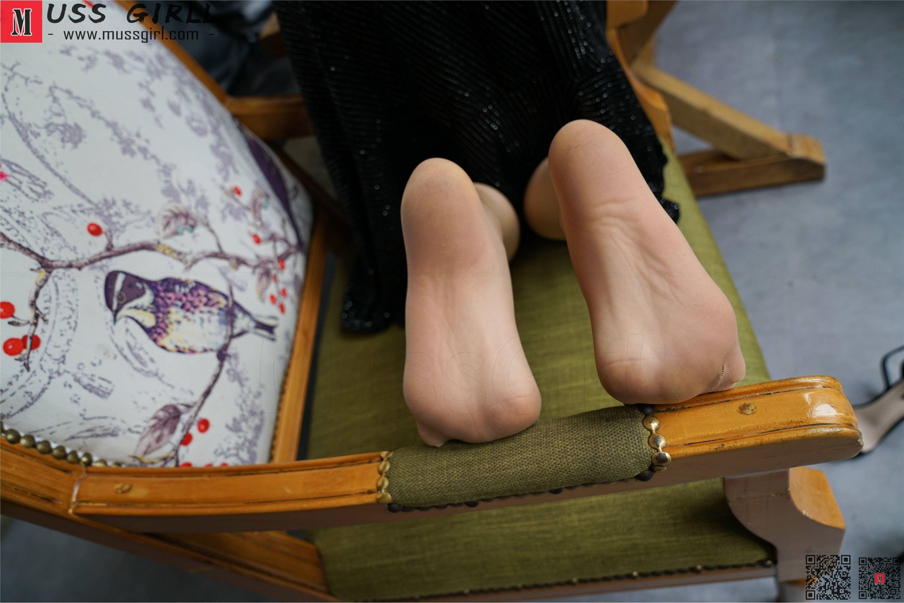 MussGirl慕丝女郎  NO.225 肉丝连衣裙凉高